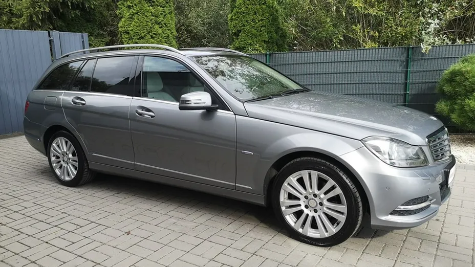 MERCEDES-BENZ C Klasa -