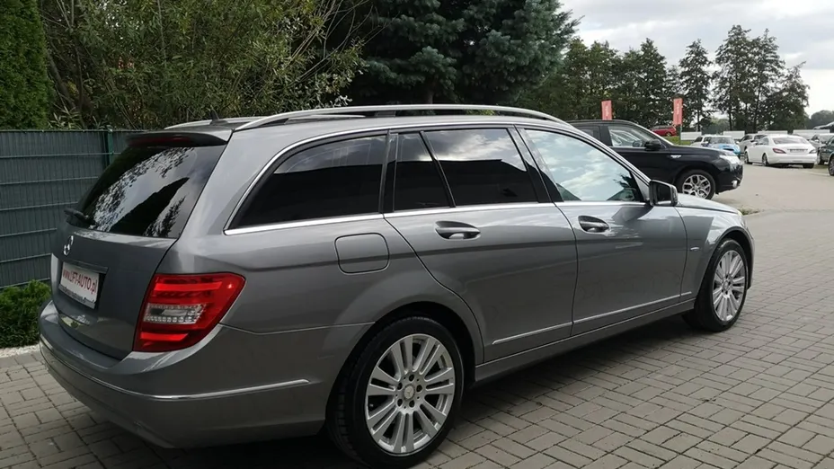 MERCEDES-BENZ C Klasa -