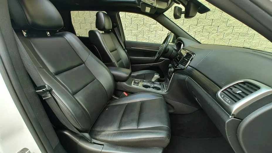 JEEP Grand Cherokee -