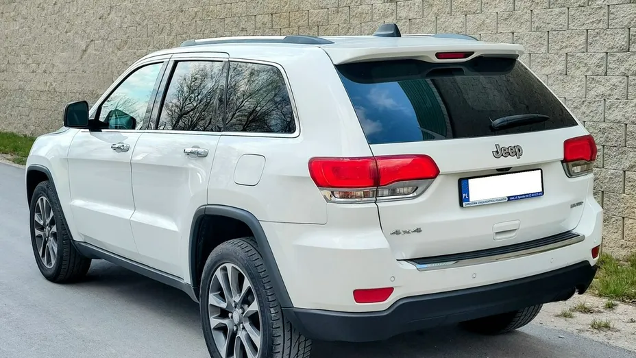 JEEP Grand Cherokee -