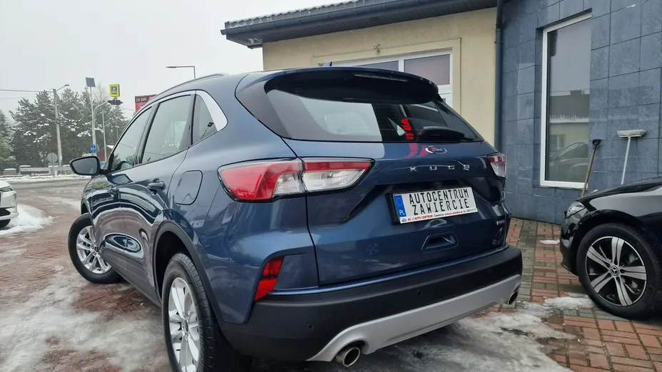 FORD Kuga -