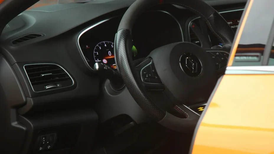RENAULT Megane -