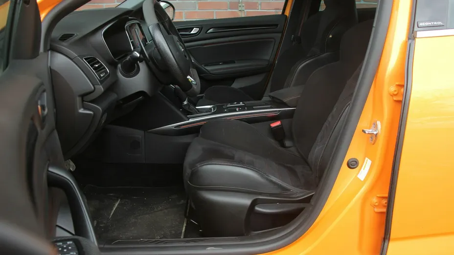 RENAULT Megane -