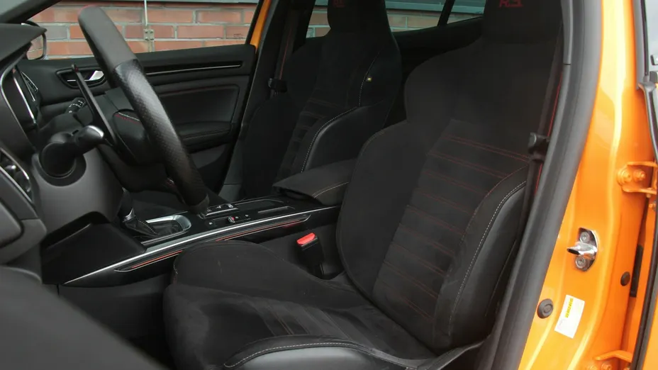 RENAULT Megane -