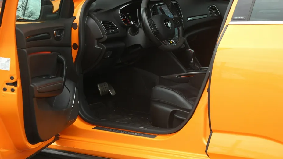 RENAULT Megane -