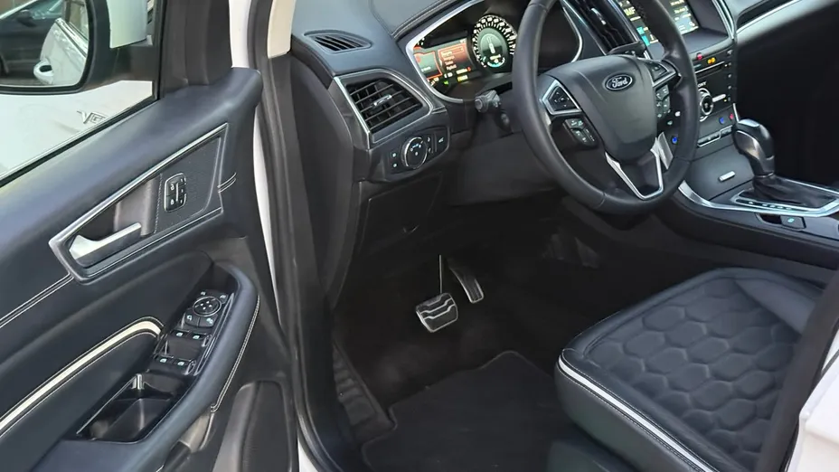 FORD Edge -