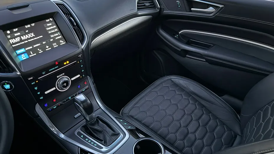 FORD Edge -
