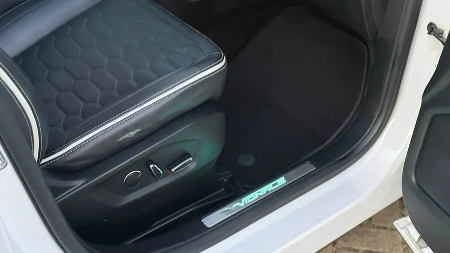 FORD Edge -