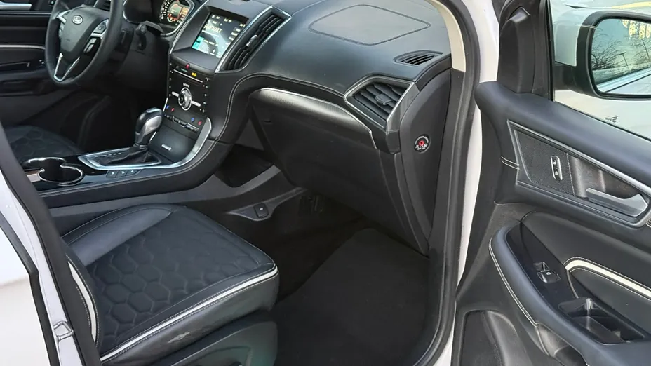 FORD Edge -