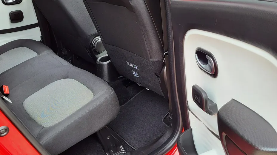 RENAULT Twingo -