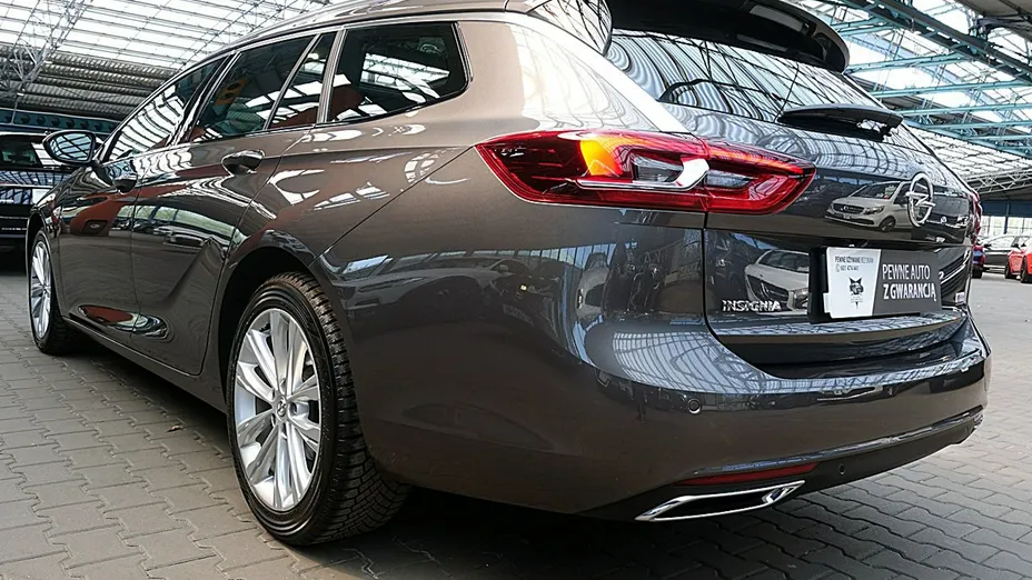 OPEL Insignia -
