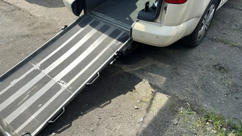 VOLKSWAGEN Caddy -
