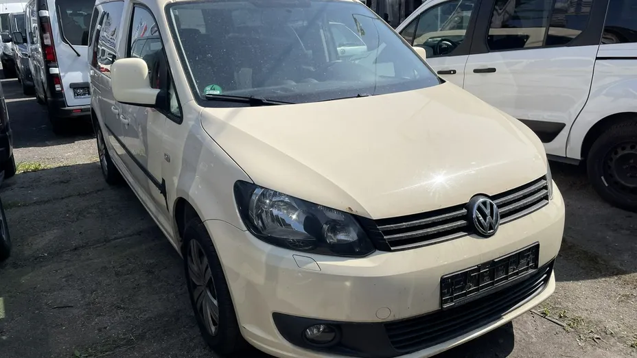 VOLKSWAGEN Caddy -