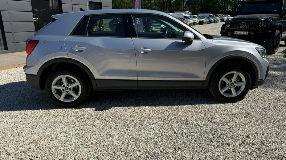 AUDI Q2 -