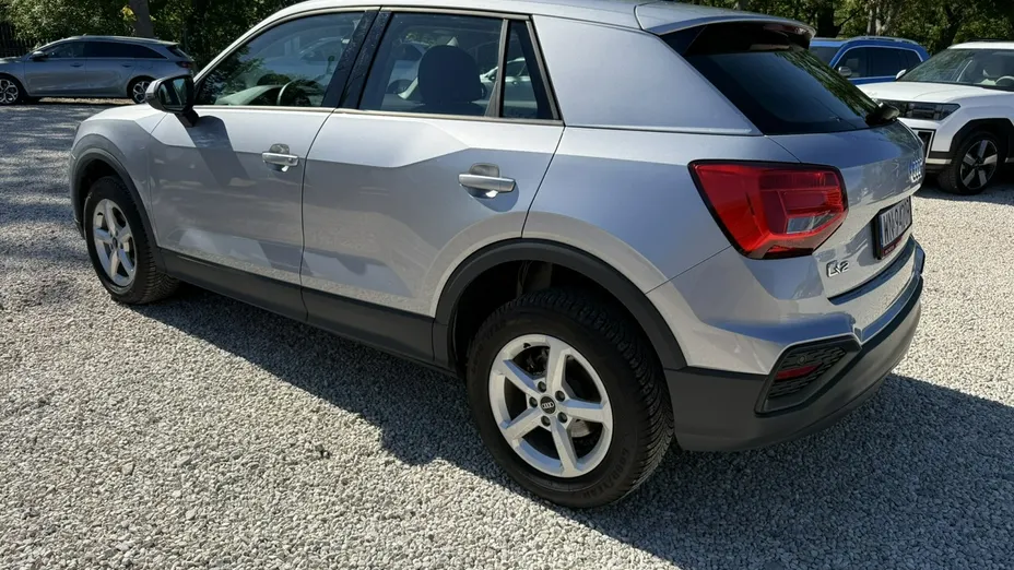 AUDI Q2 -