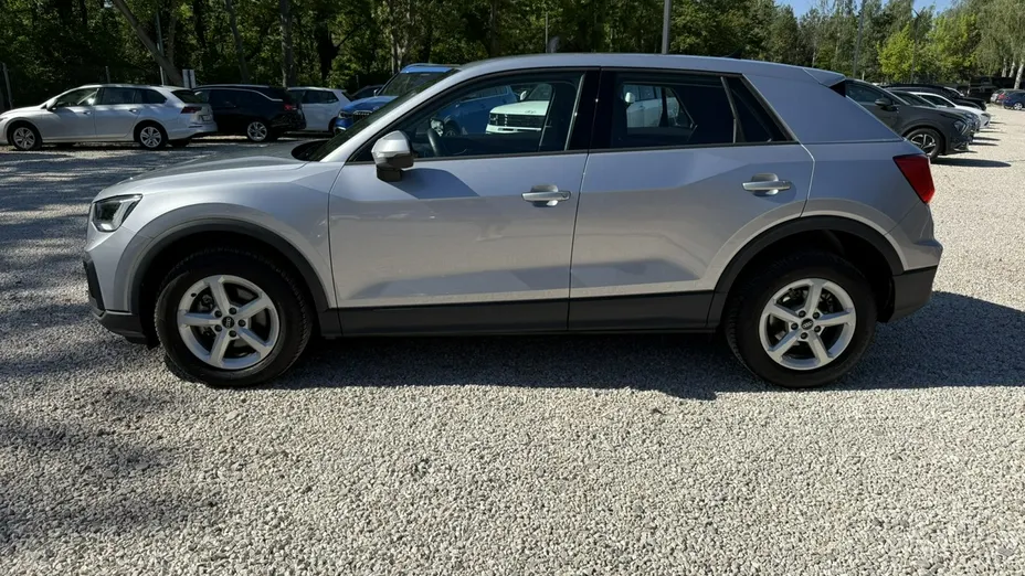 AUDI Q2 -