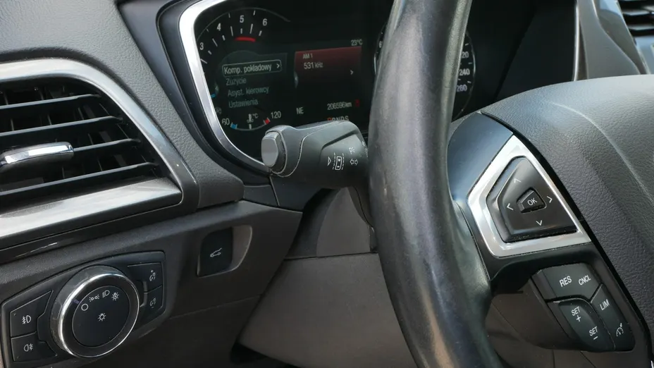 FORD Mondeo -