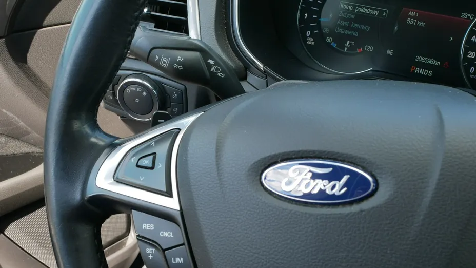 FORD Mondeo -