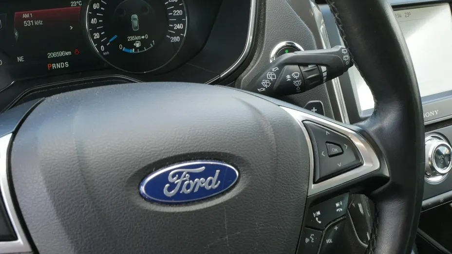 FORD Mondeo -
