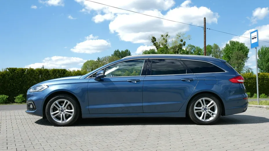 FORD Mondeo -