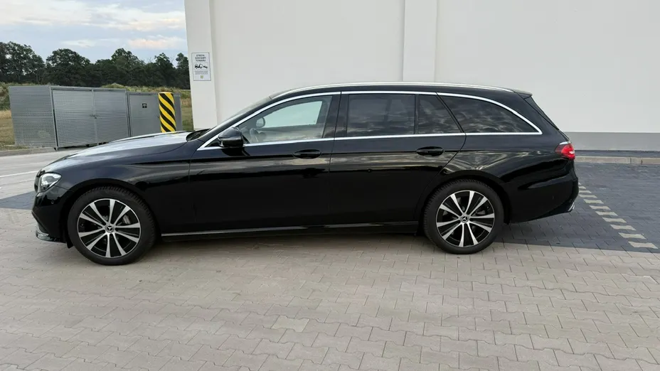 MERCEDES-BENZ E Klasa -
