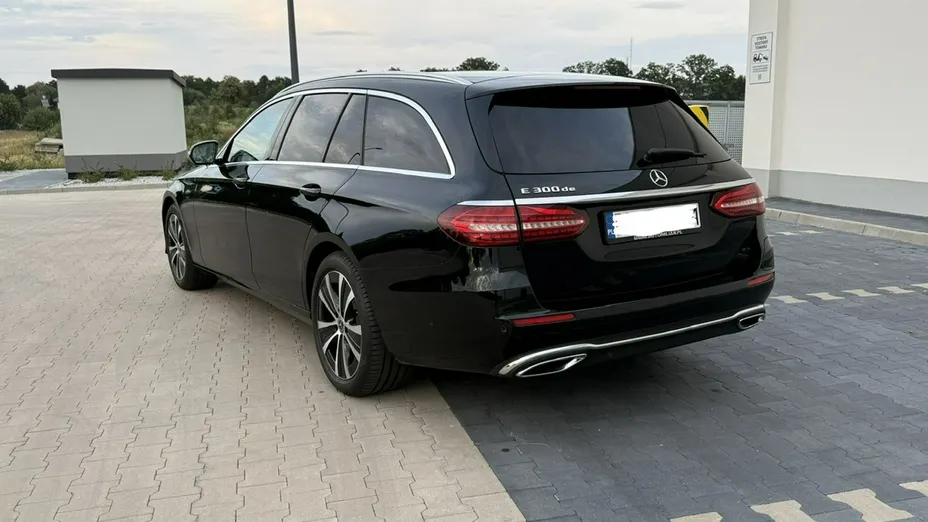 MERCEDES-BENZ E Klasa -