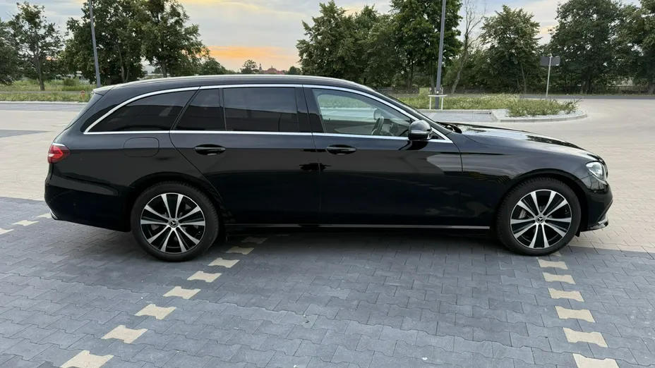 MERCEDES-BENZ E Klasa -