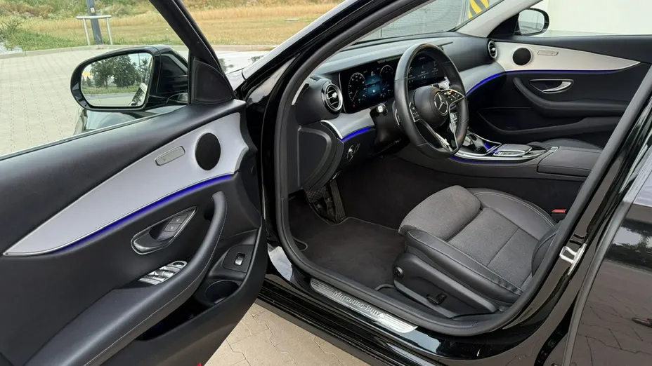 MERCEDES-BENZ E Klasa -