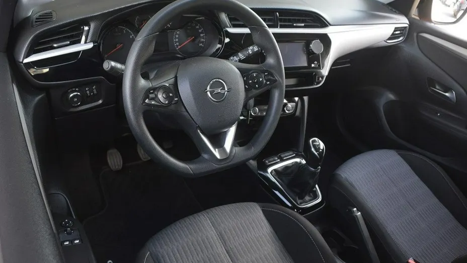 OPEL Corsa -