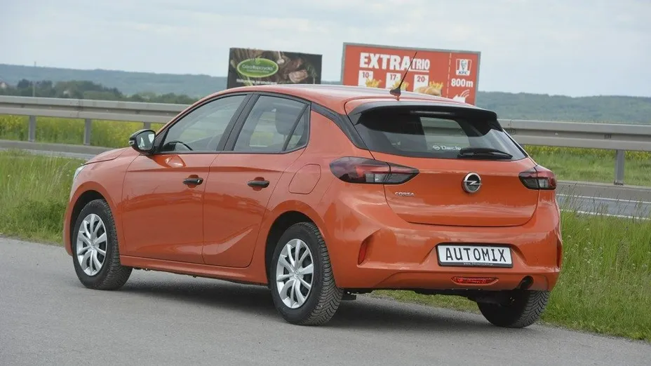 OPEL Corsa -