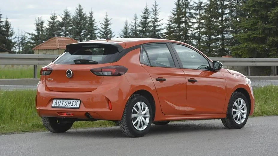 OPEL Corsa -
