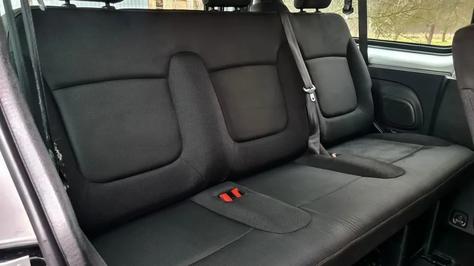 RENAULT Trafic -