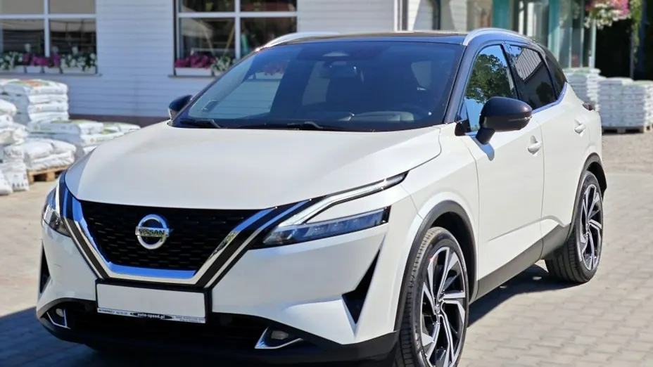 NISSAN Qashqai -