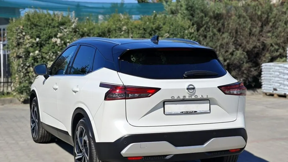 NISSAN Qashqai -
