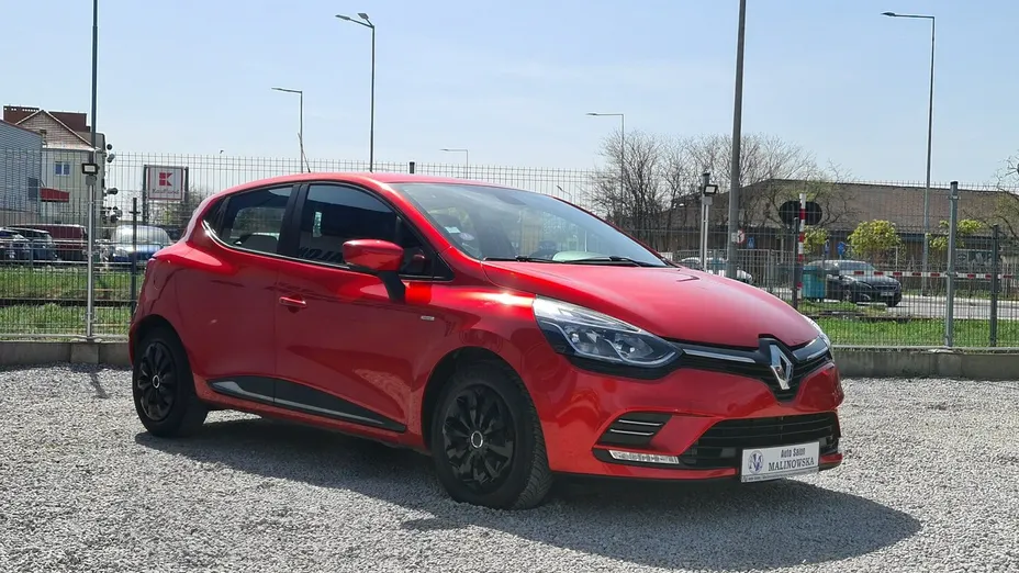 RENAULT Clio -