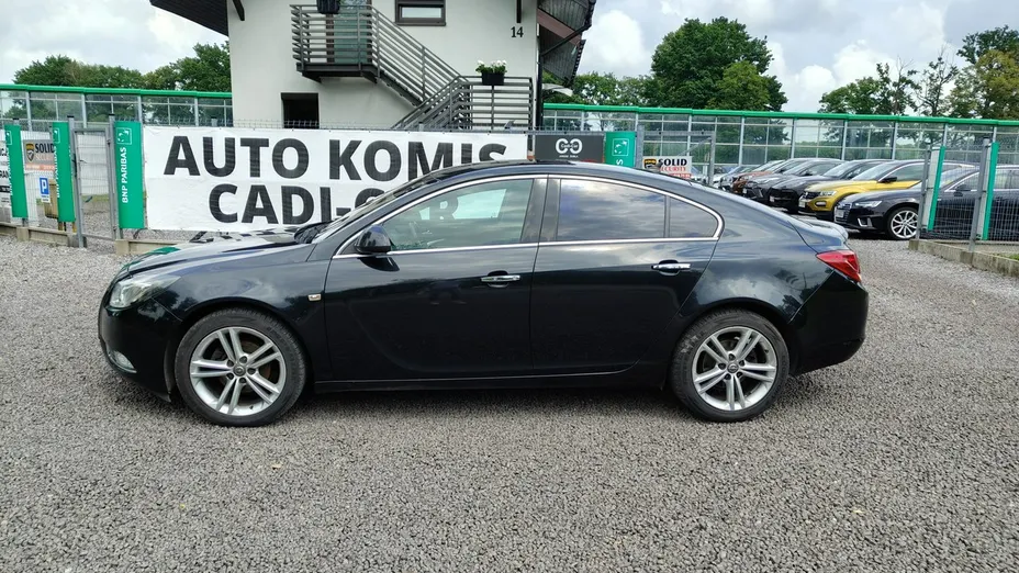 OPEL Insignia -