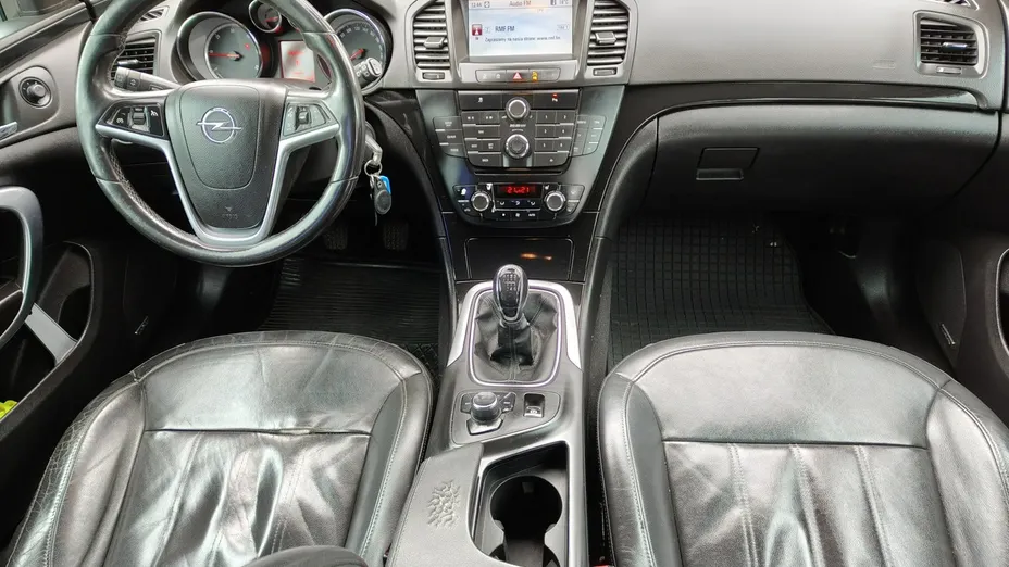 OPEL Insignia -