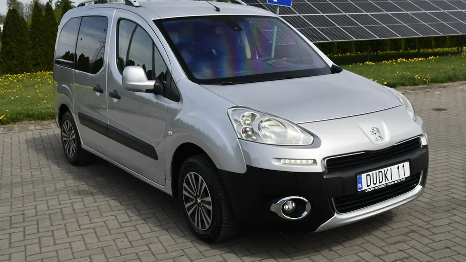PEUGEOT Partner -