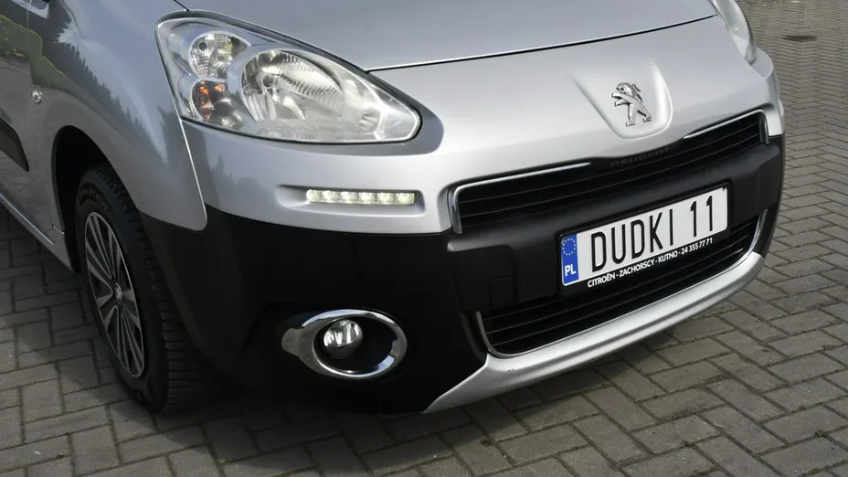 PEUGEOT Partner -