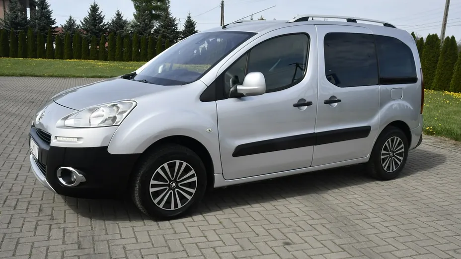 PEUGEOT Partner -