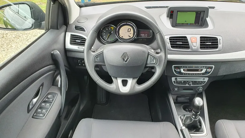 RENAULT Megane -