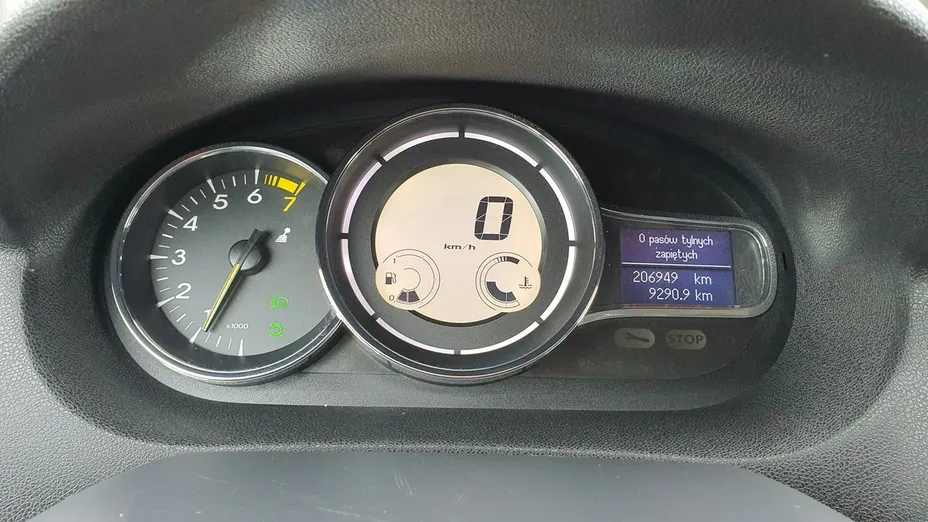 RENAULT Megane -