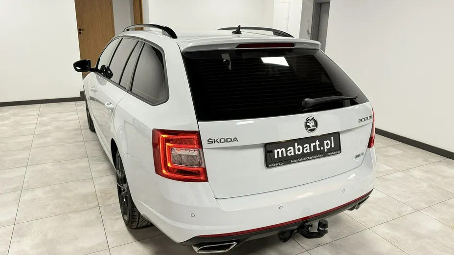 SKODA Octavia -