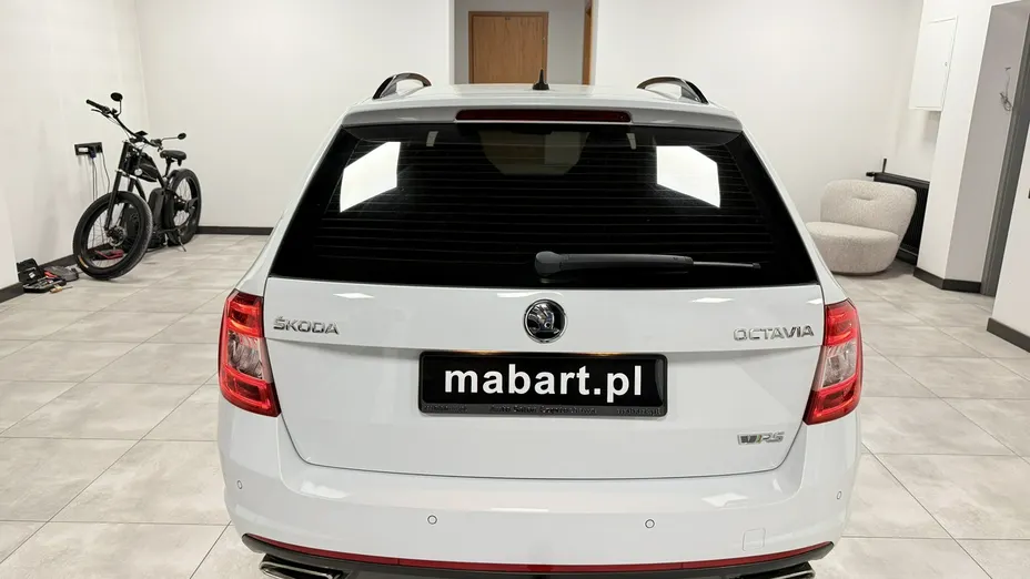 SKODA Octavia -