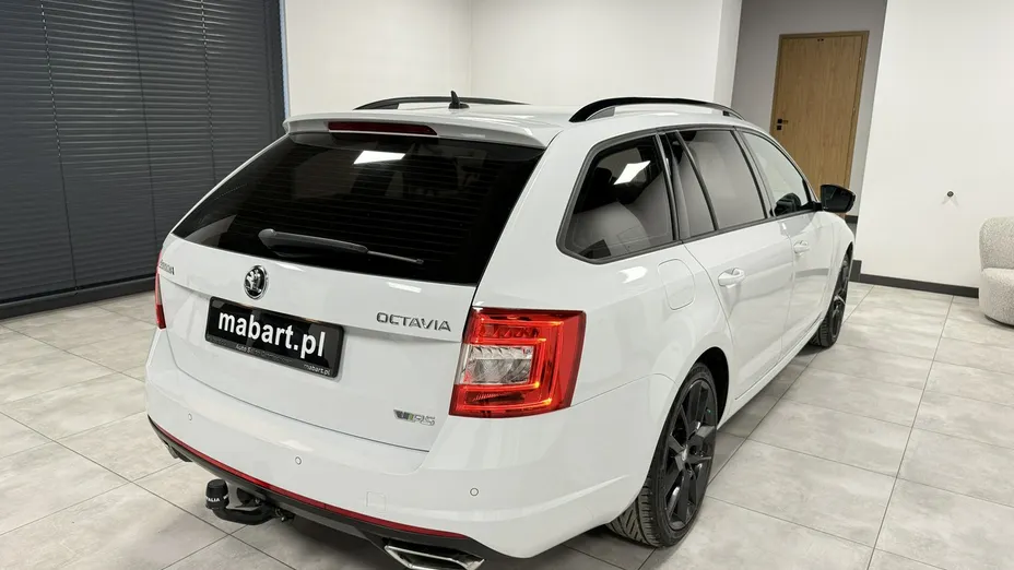 SKODA Octavia -