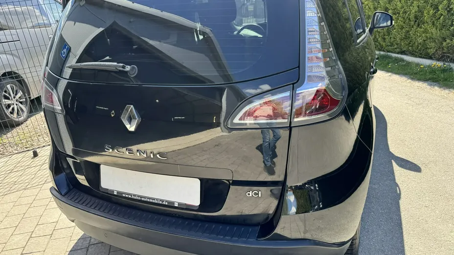 RENAULT Scenic -
