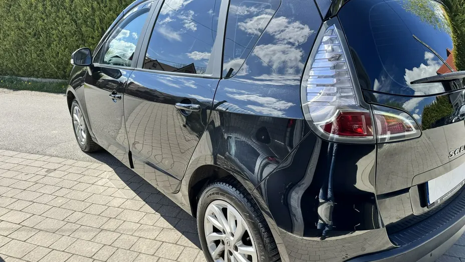 RENAULT Scenic -