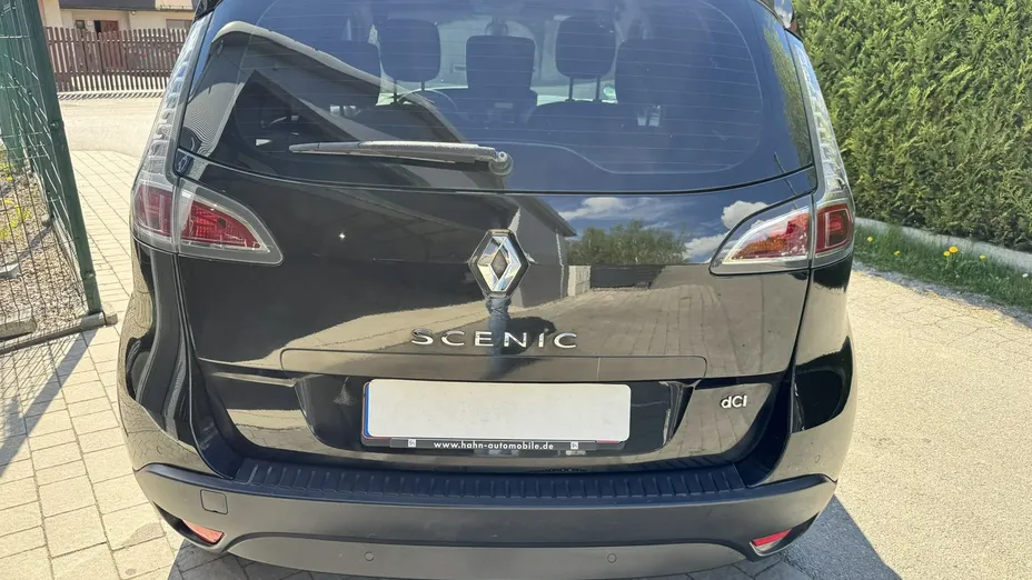 RENAULT Scenic -
