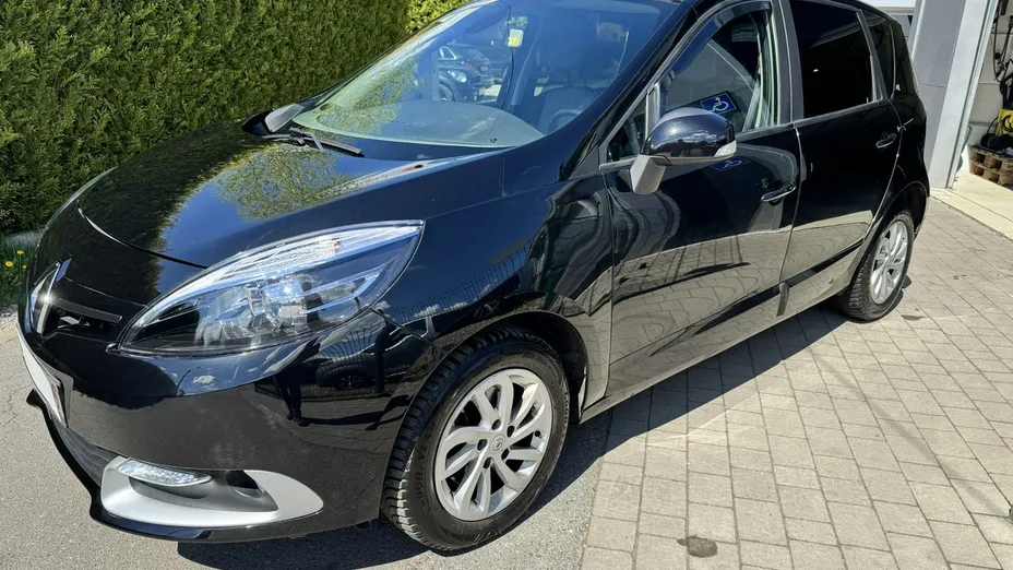 RENAULT Scenic -