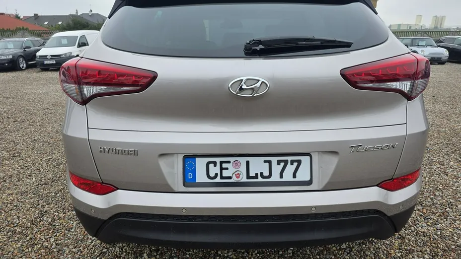 HYUNDAI Tucson -